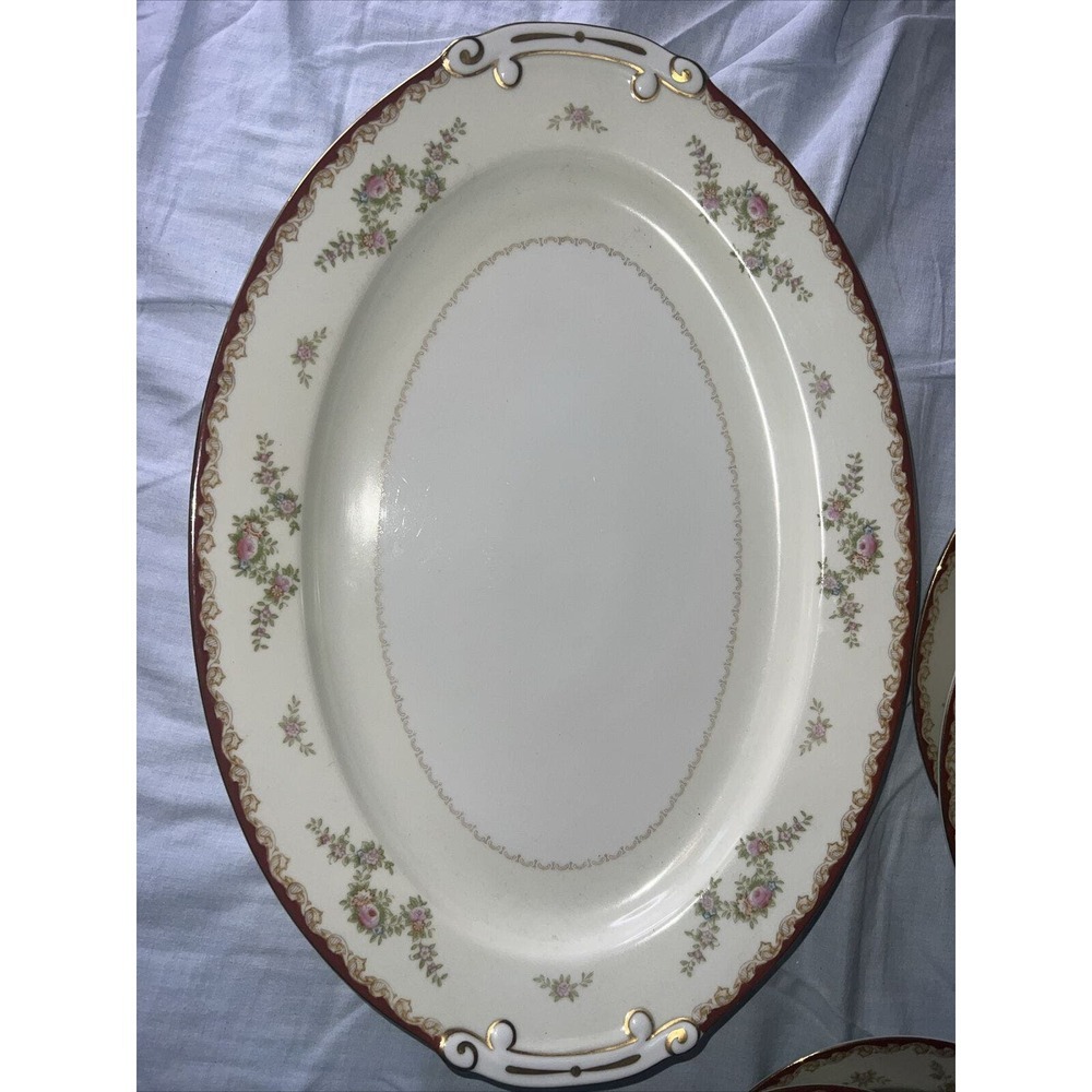 Cherry China (Japan) CHE7, Replacements, Red Border, Floral Sprays, 8 Pieces‎